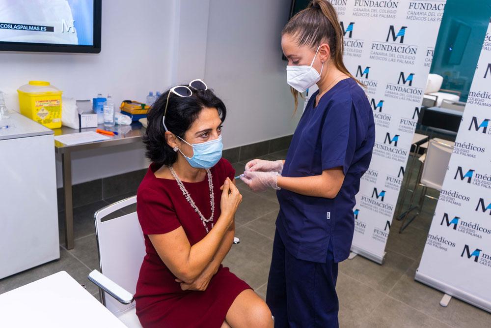 Marta León se vacuna contra la gripe